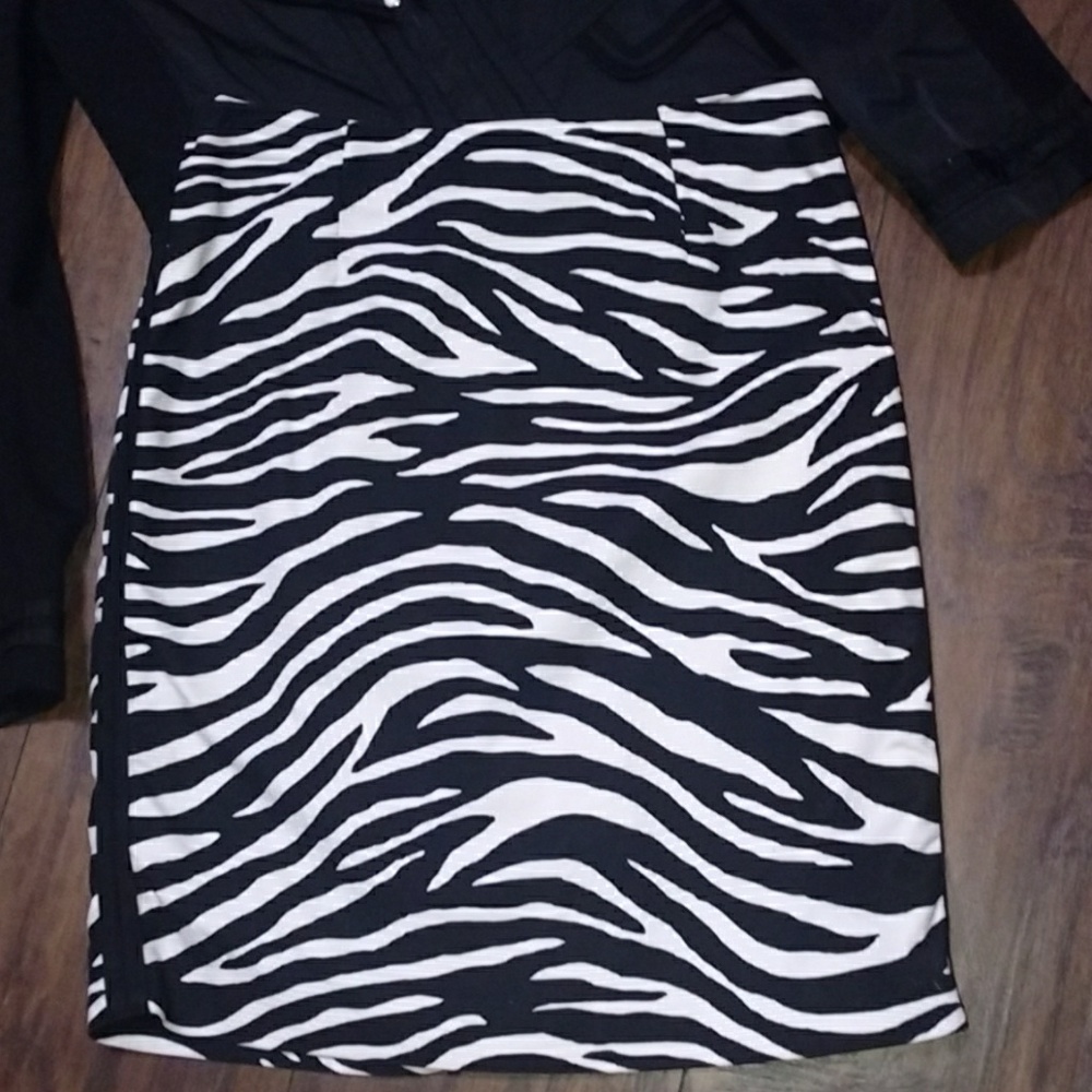 White House Black Market zebra animal print skirt